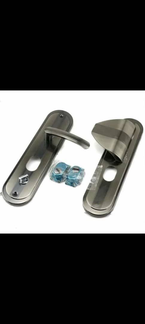 تعمیر و تعویض دستگیره درب ضد سرقت در تهران و کرج https://adaknew.com/